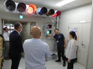 視察